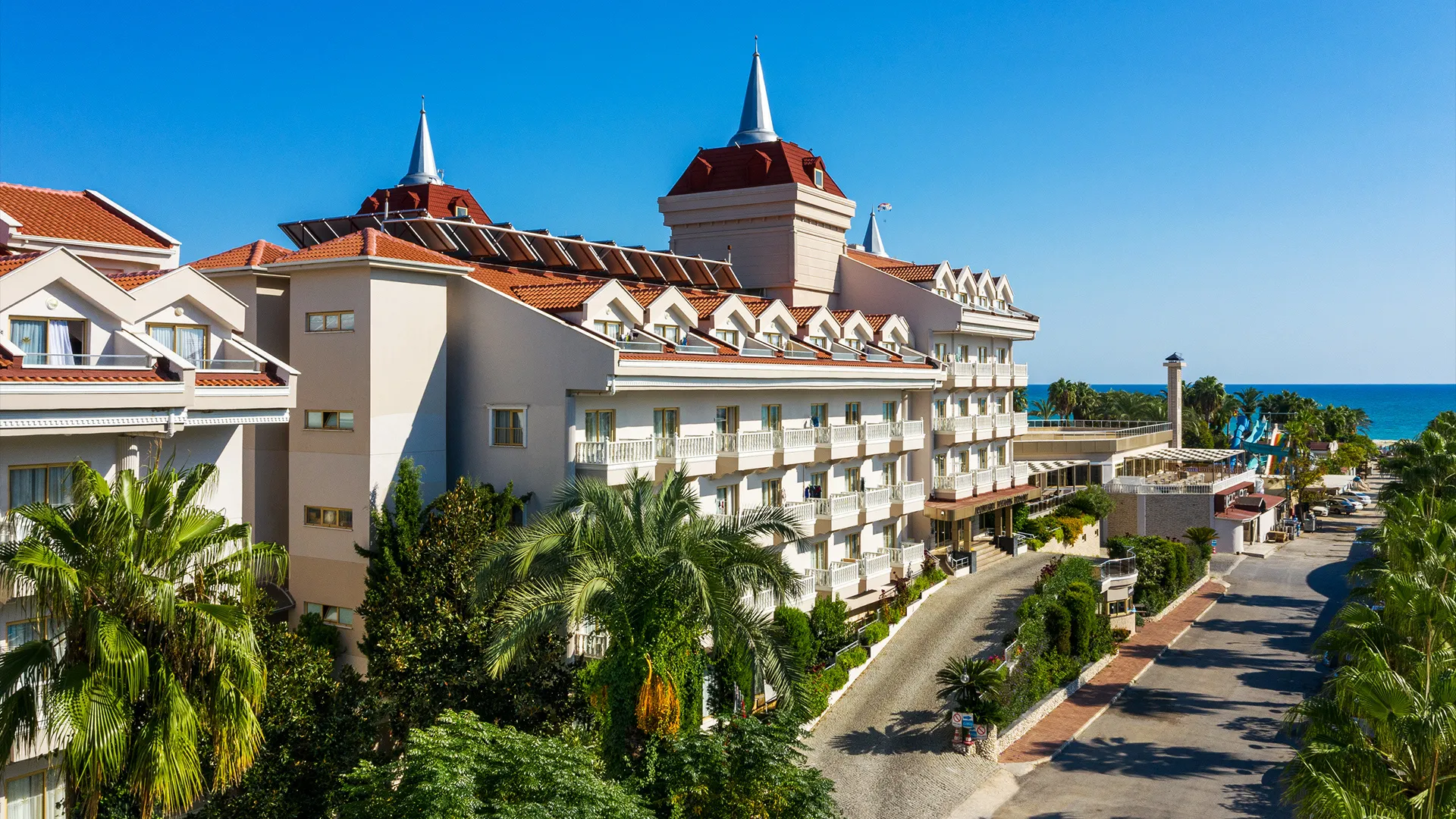 Aydinbey Famous Resort