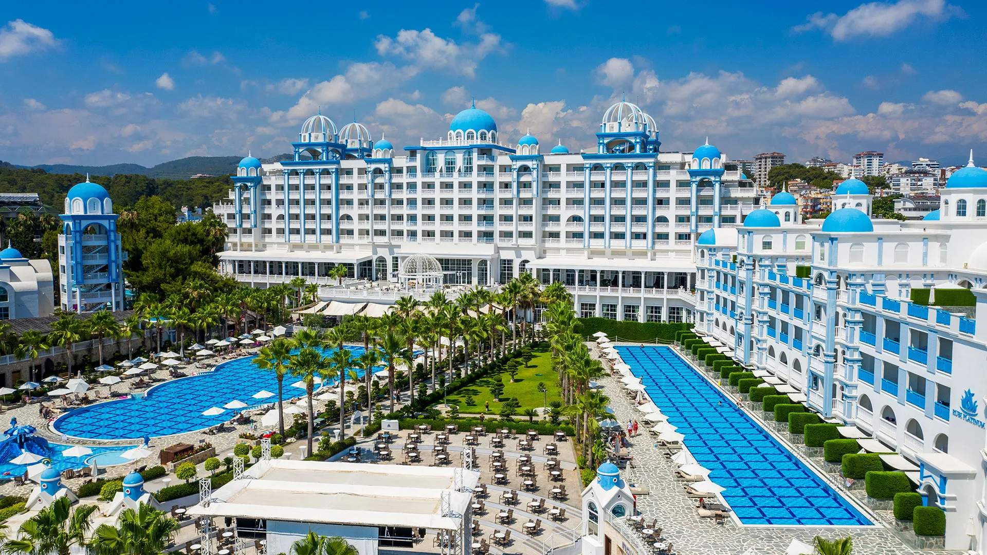 Rubi Platinum Spa Resort & Suites