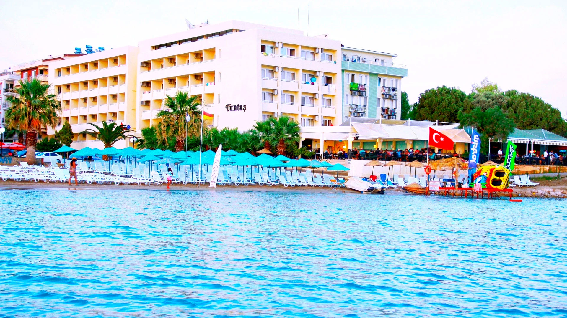 Tuntas Beach Hotel