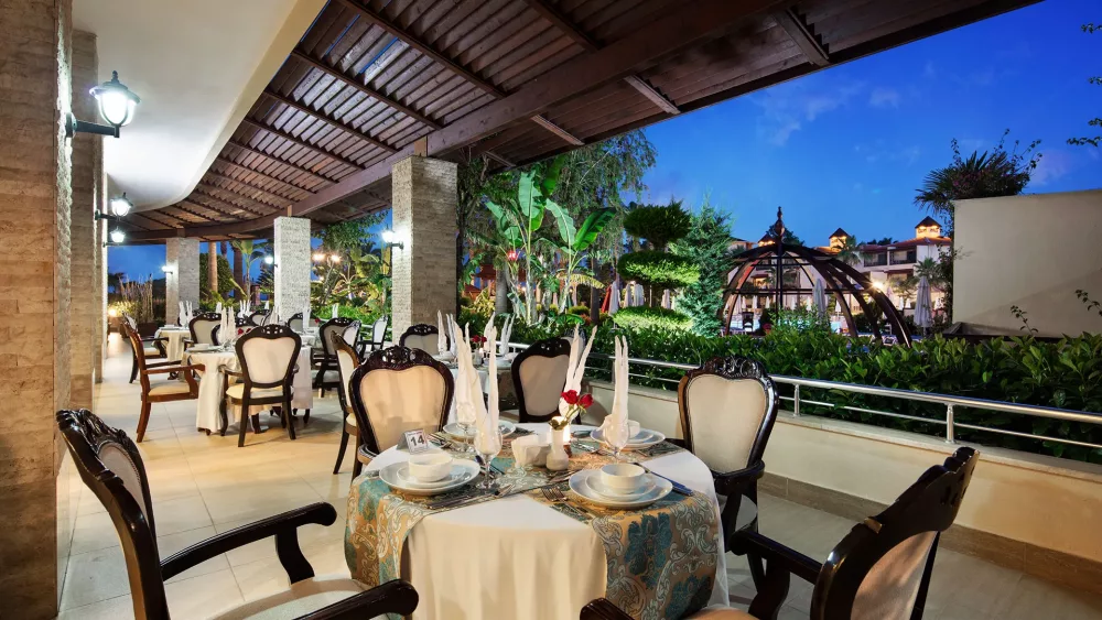 Saphir Hotel & Villas, хотел в Алания, почивка в Турция