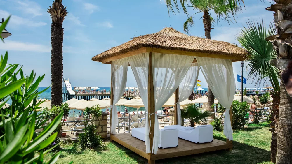 Saphir Hotel & Villas, хотел в Алания, почивка в Турция